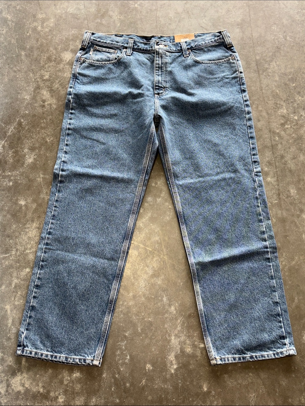 NWT Carhartt Men’s 100% Cotton Denim Relaxed Fit Straight Leg Jeans Size 40 X 30